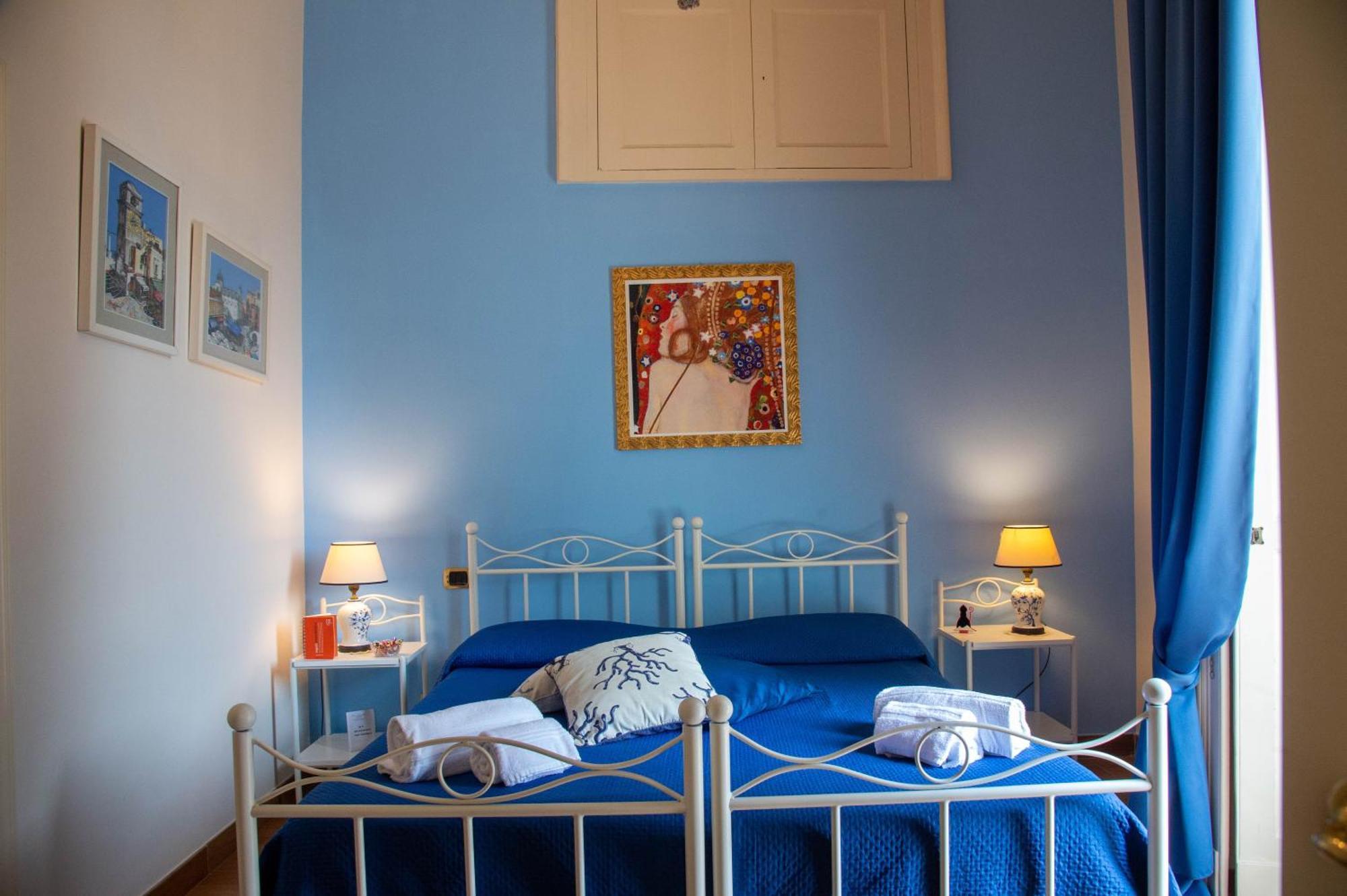 B&B Residenza Via Dei Mille เนเปิลส์ ภายนอก รูปภาพ