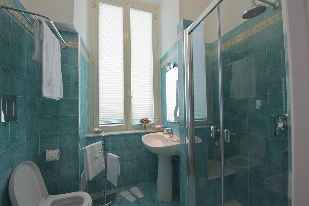 B&B Residenza Via Dei Mille เนเปิลส์ ภายนอก รูปภาพ